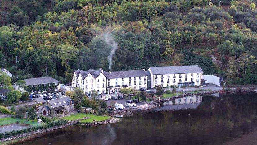 Leenane Hotel image 1